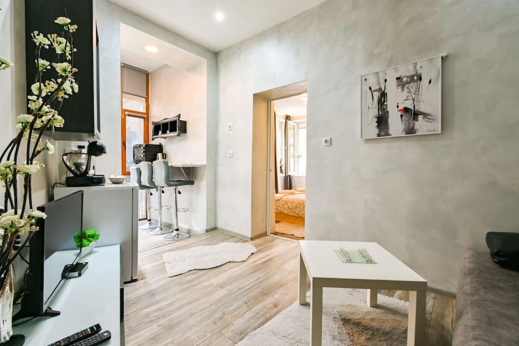 Velar 1Bdr Apartment Σόφια Εξωτερικό φωτογραφία